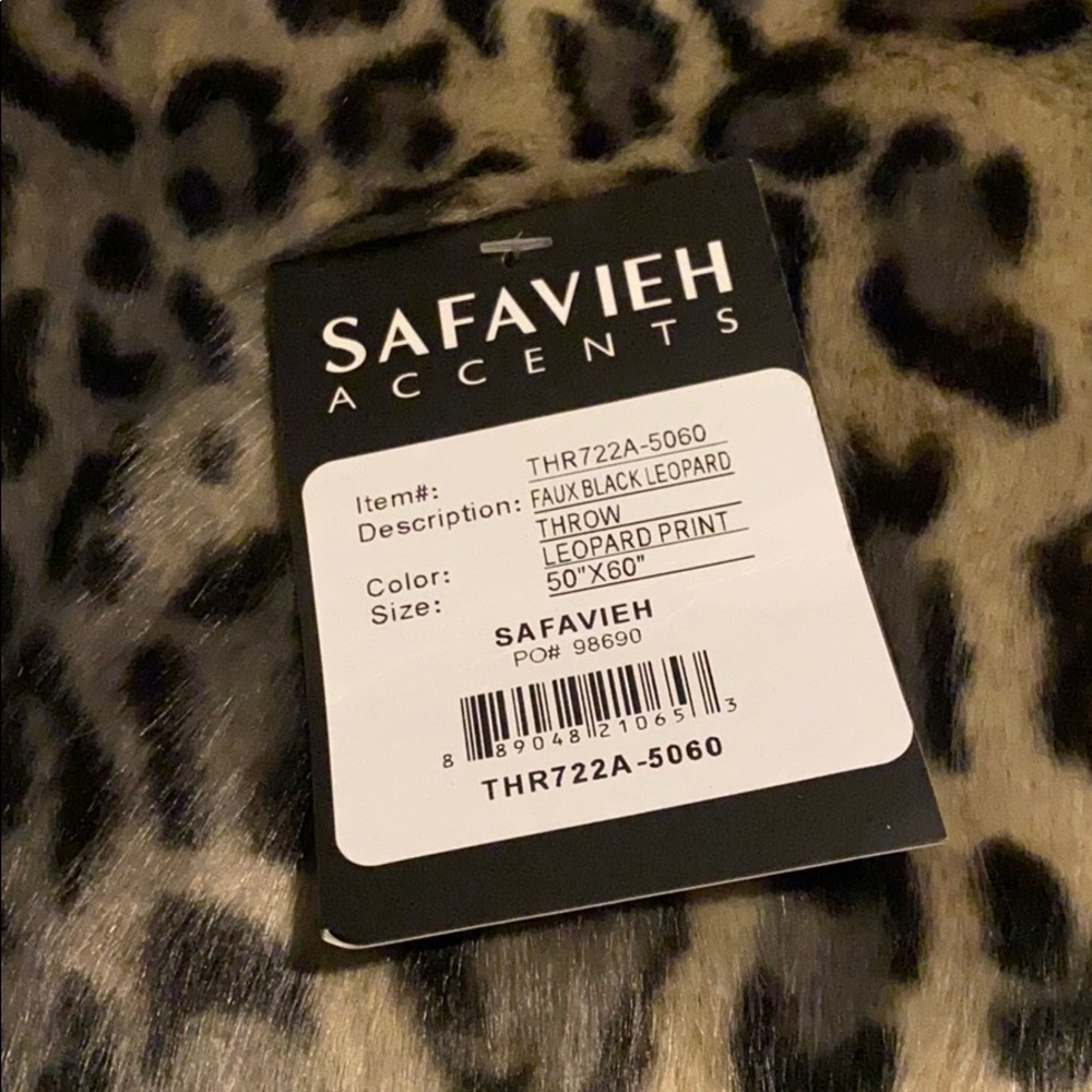 Leopard Throw - Picture 2 of 4